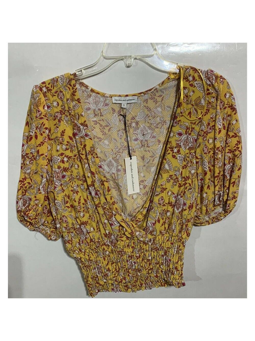 Cupcakes & Cashmere Top Smocked Floral Blouson Balloon Sleeve Yellow Small nwt